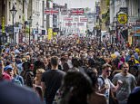 Graffiti artists add colour to Notting Hill Carnival