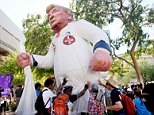 Anti-Trump protests disappoint in Phoenix heat